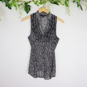 🌼 4 for $20 HeartSoul Sleeveless Ruffle Top